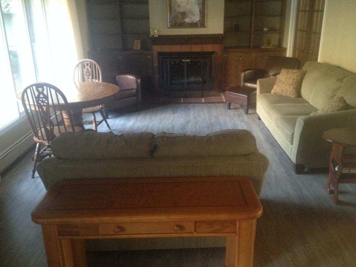 Glacier Guest Room - Private Room In Shared House Reduced Price On Tours Juneau Exterior photo